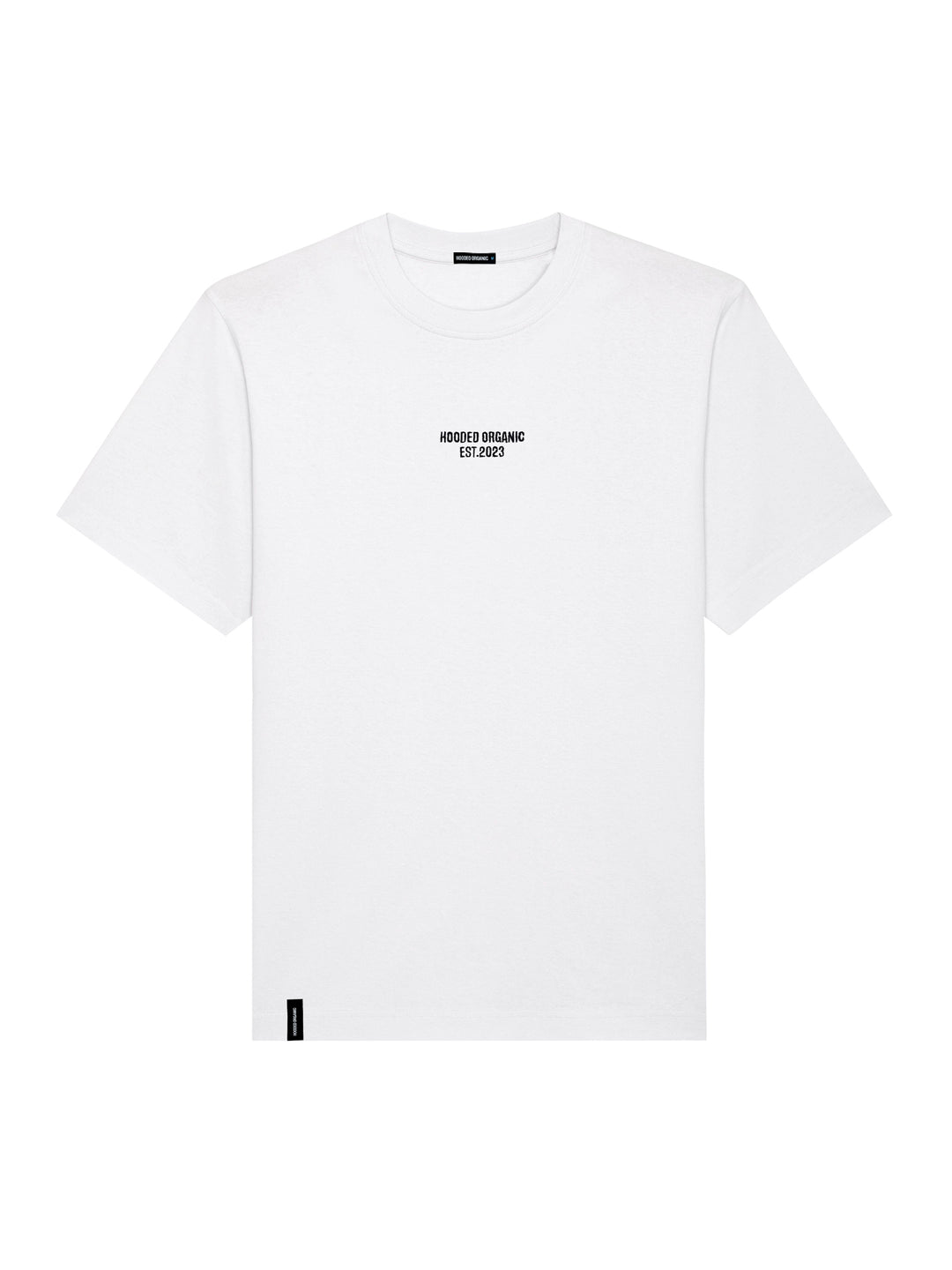 Hvid T-shirt med Hooded Organic-logo set forfra – 100% økologisk bomuld og loose fit
